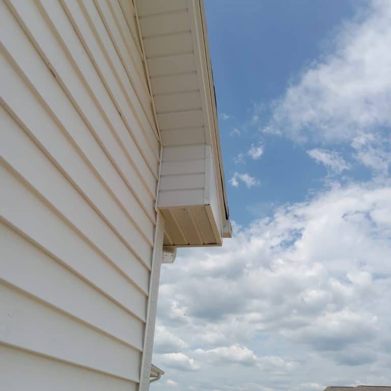 Racine gutter company, Zion carpentry company, new gutters in Zion